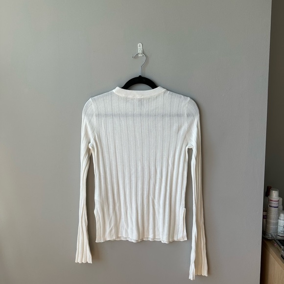 H&M Top 🤍 - Picture 5 of 5
